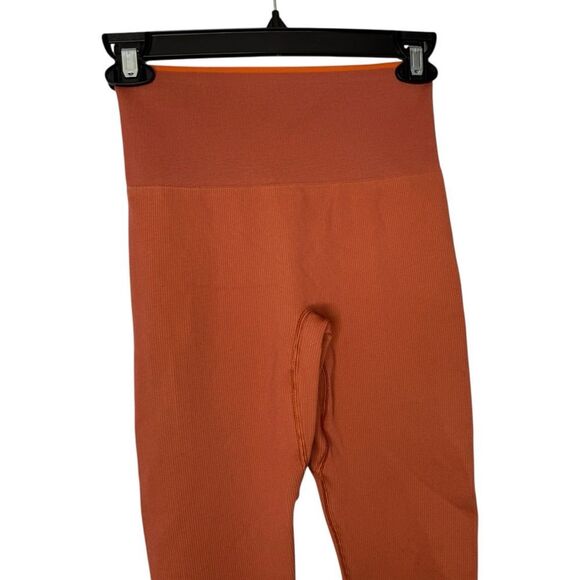 |EUC| OUTDOOR VOICES Seamless Rib 7/8 Leggings - Picture 3 of 7